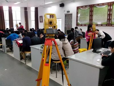 工程測(cè)量技術(shù)專業(yè) 掌握技術(shù)，服務(wù)未來(lái)